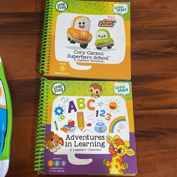 LeapFrog LeapStart® Learning Success with 2 books - Picture 5 of 5